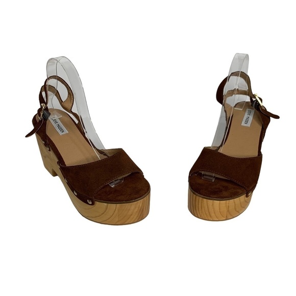 Steve Madden Suede & Wooden Platform Clog Sandals Brass Rivets Adjustable Strap - Picture 3 of 12